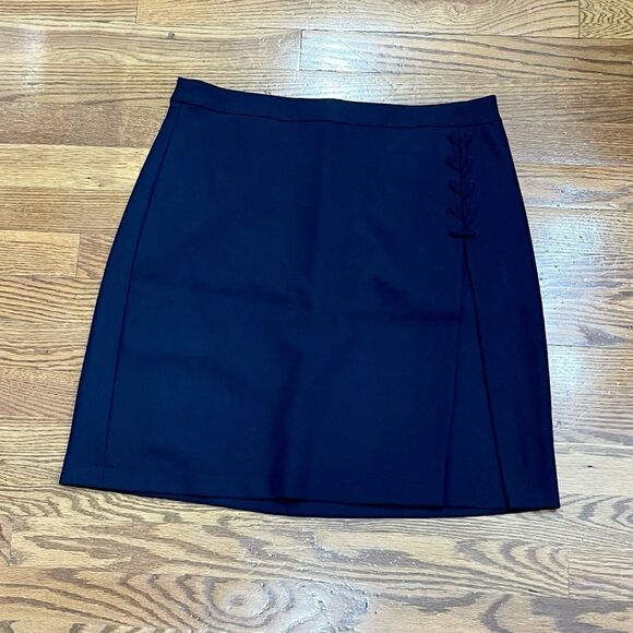 Brooks Brother Red Fleece Navy Laced Wool Blend Skirt. Size 6 - Picture 12 of 13